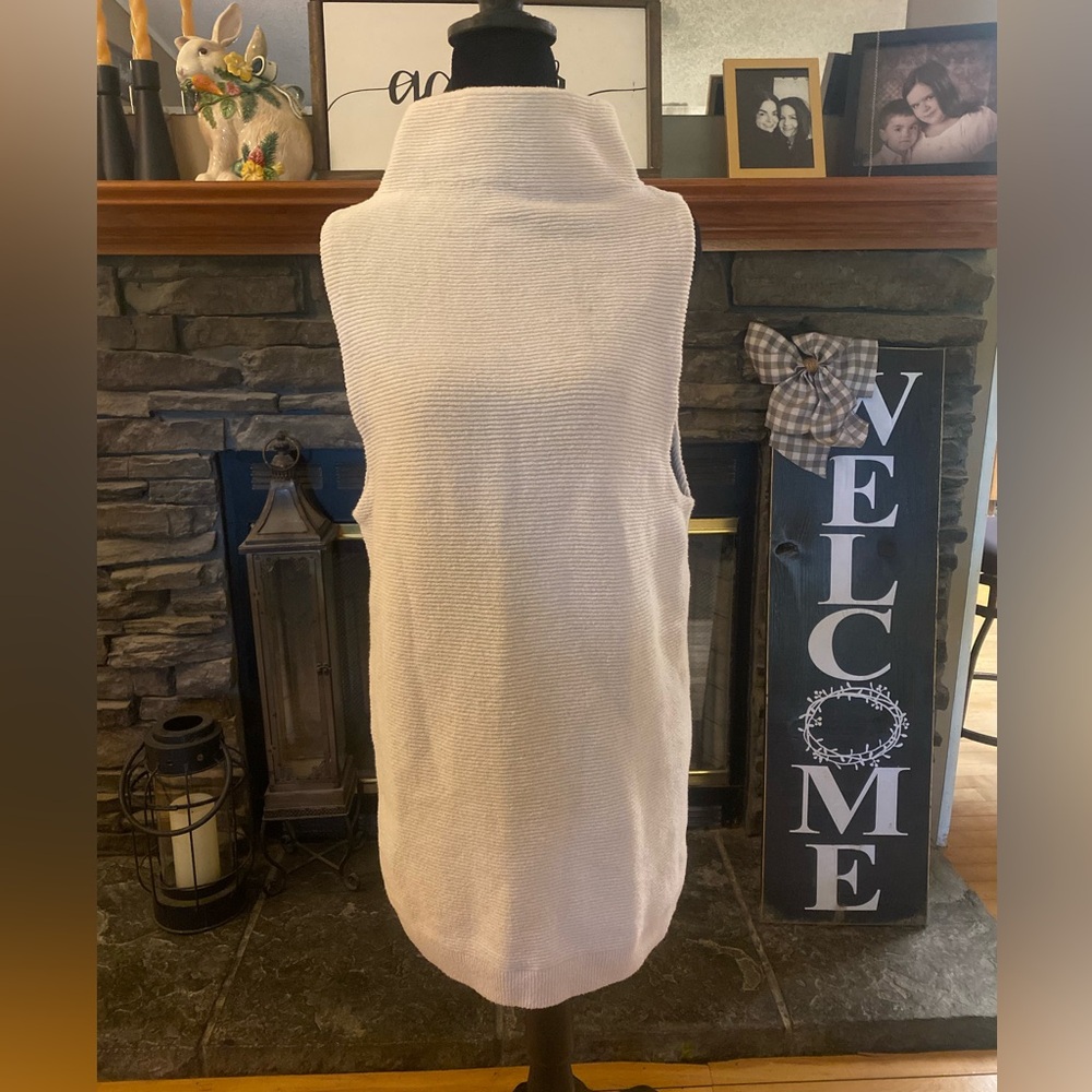 Free People Isla Ottoman Sleeveless Cowl Turtleneck Sweater in Cream - Picture 3 of 10